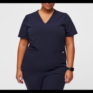 Figs large navy Casma top